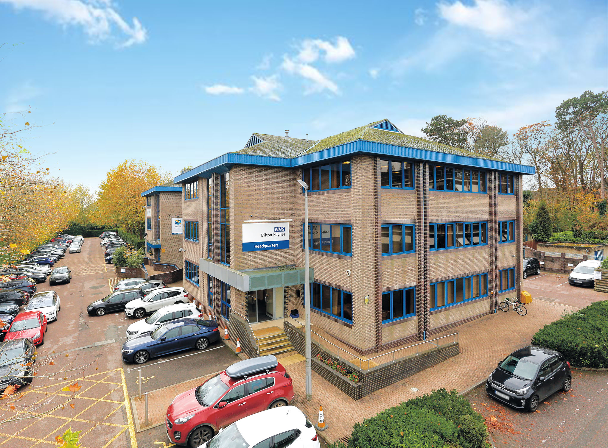 TO LET Sherwood Place 155 Sherwood Drive Bletchley Milton Keynes